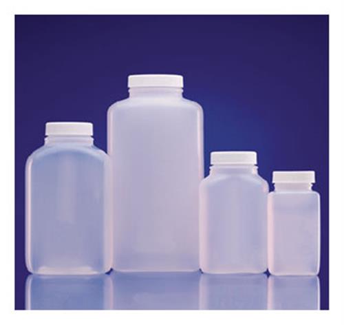 12431-15 | 1000mL HDPE square bottle with cap.