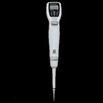 705319 | Transferpette® electronic, AC adapter USA/Japan (100-240V/50-60Hz), 0.5-10 µl, DE-M