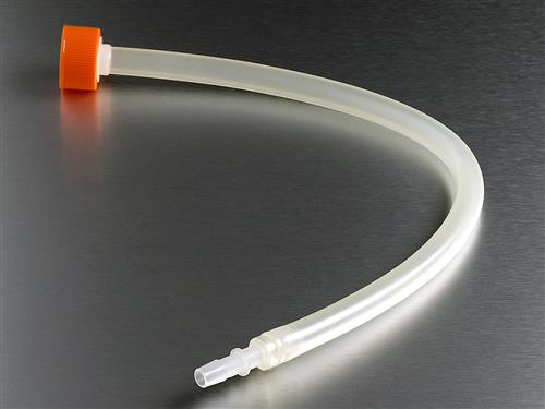 3283 | Corning® 33 mm Polyethylene Filling Cap,3/8“ (9.5 mm) ID Tubing,a 5/16“ (7.94 mm) ID Barbed Ftng