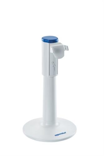 3116000023 | Charger Carousel 2, with charger shells for 6 Eppendorf Xplorer®/Xplorer® plus, mains/power adapter included, additional charger shells and pipette holders are optionally available