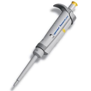3124000032 | Eppendorf Research® plus, 1-channel, fixed, 20 µL, light gray. Replaces order no. 3121000031.
