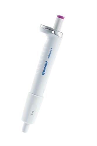 4924000096 | Eppendorf Reference® 2, 1-channel, variable, incl. epT.I.P.S.® sample bag, 0.25 – 2.5 mL, red. Replaces order no. 4920000091.