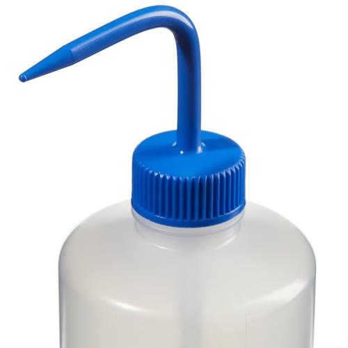 2422-3500 | Wash Bottle N M Blue LDPE 500 mL