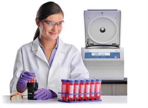 75133637 | MEGAFUGE 8R TX-150 CELL CULTURE PACKAGE includes TX-150 Rotor, Round Buckets, ClickSeal Biocontainment Lids, 50 mL Conical skirted and unskirted adapter and 15 mL Conical adapter