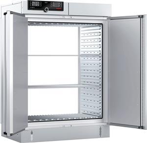 UF750 TS | 749L Pass Through Oven